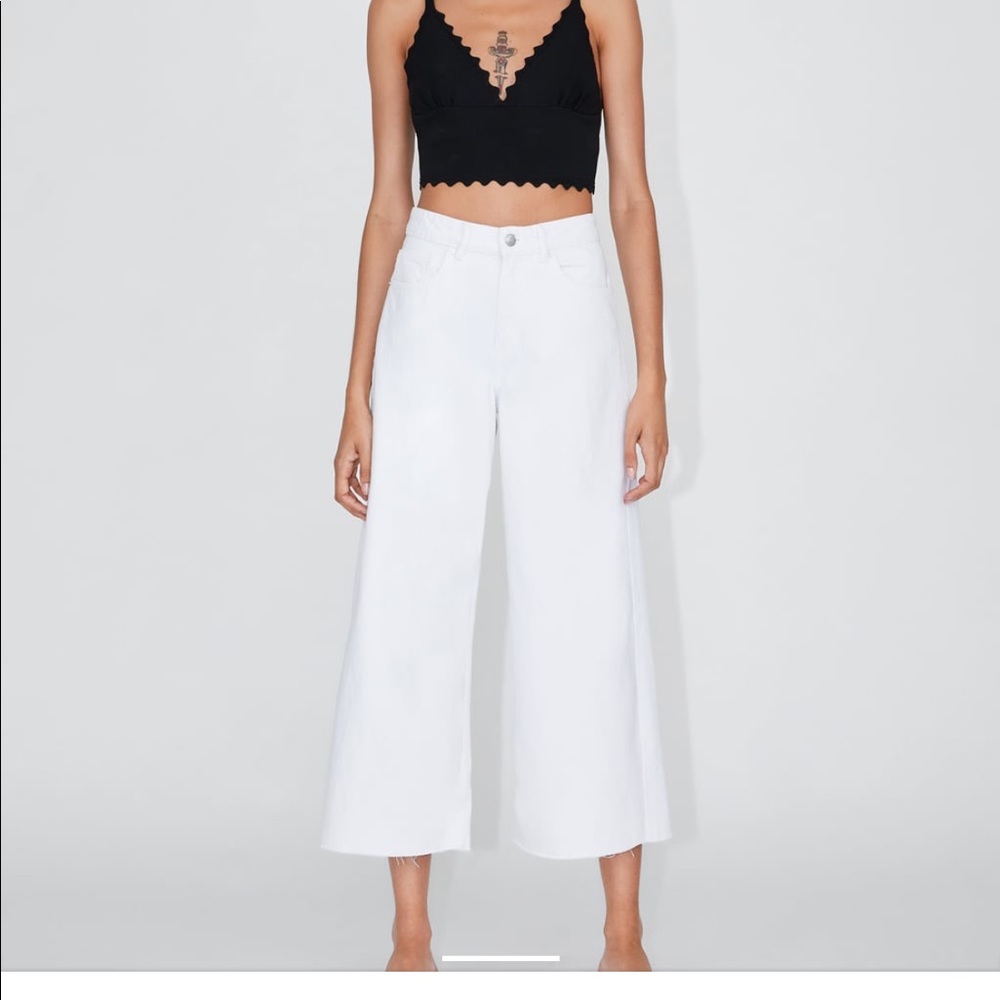 Zara wide leg high wasted cropped jeans